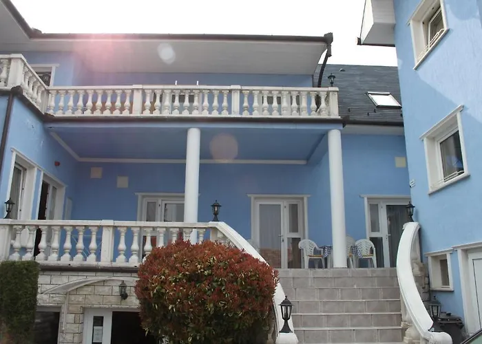 Blue Villa Appartement House