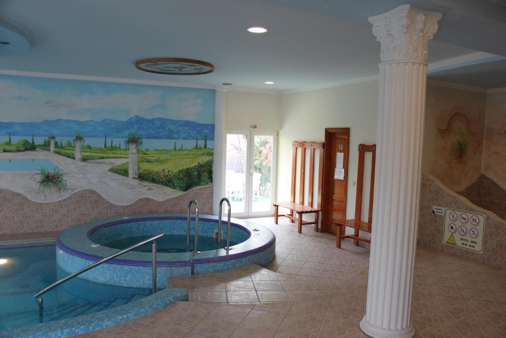 Blue House 3*